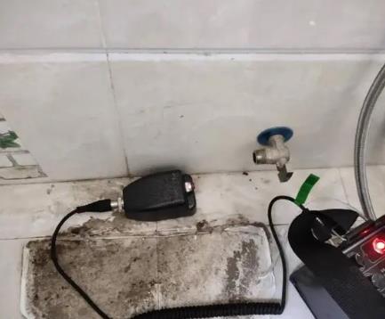 阳东屋顶漏水维修公司分享下卫生间漏水的危害及解决方法